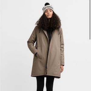 Stutterheim Mosebacke Winter Jacket Size Small in Mole.